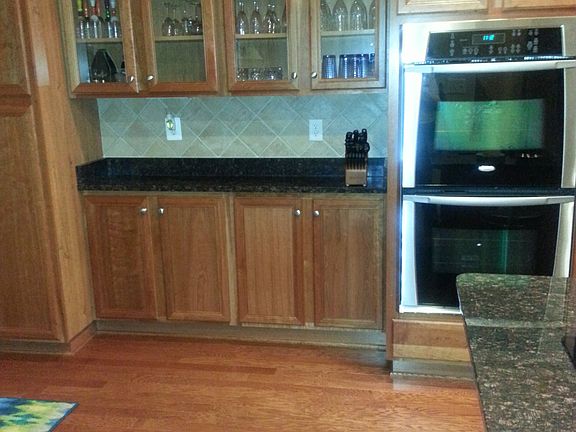 Gourmet Kitchen Pic 4