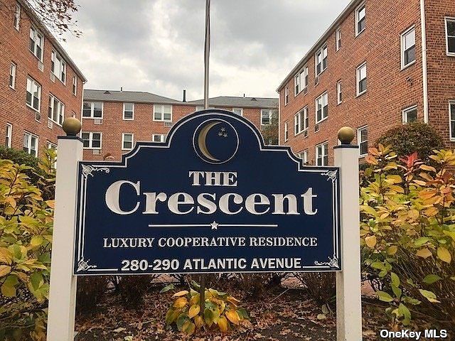 crescent apts apartments east rockaway ny zillow