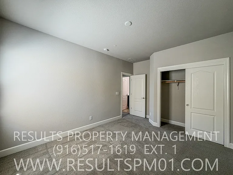 5043 Verona Dr — Photo 35