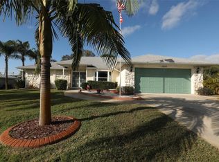 1938 Neptune Dr, Englewood, FL 34223