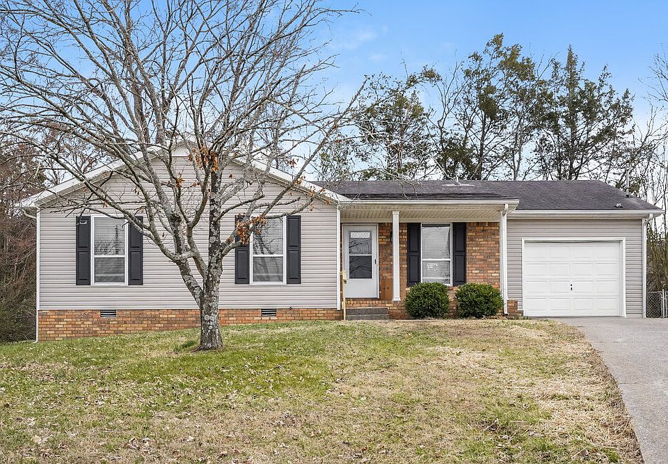 1st image of 809 Clearspring Ct