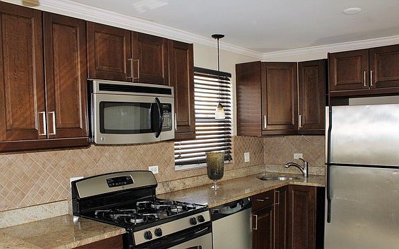 3rd image of 5837 S Mulligan Ave