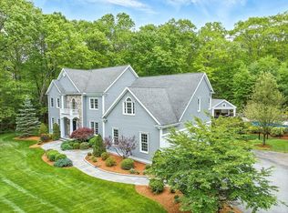 19 Juniper Rd, Upton, MA 01568