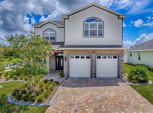 12623 NE 49th Dr, Oxford, FL 34484
