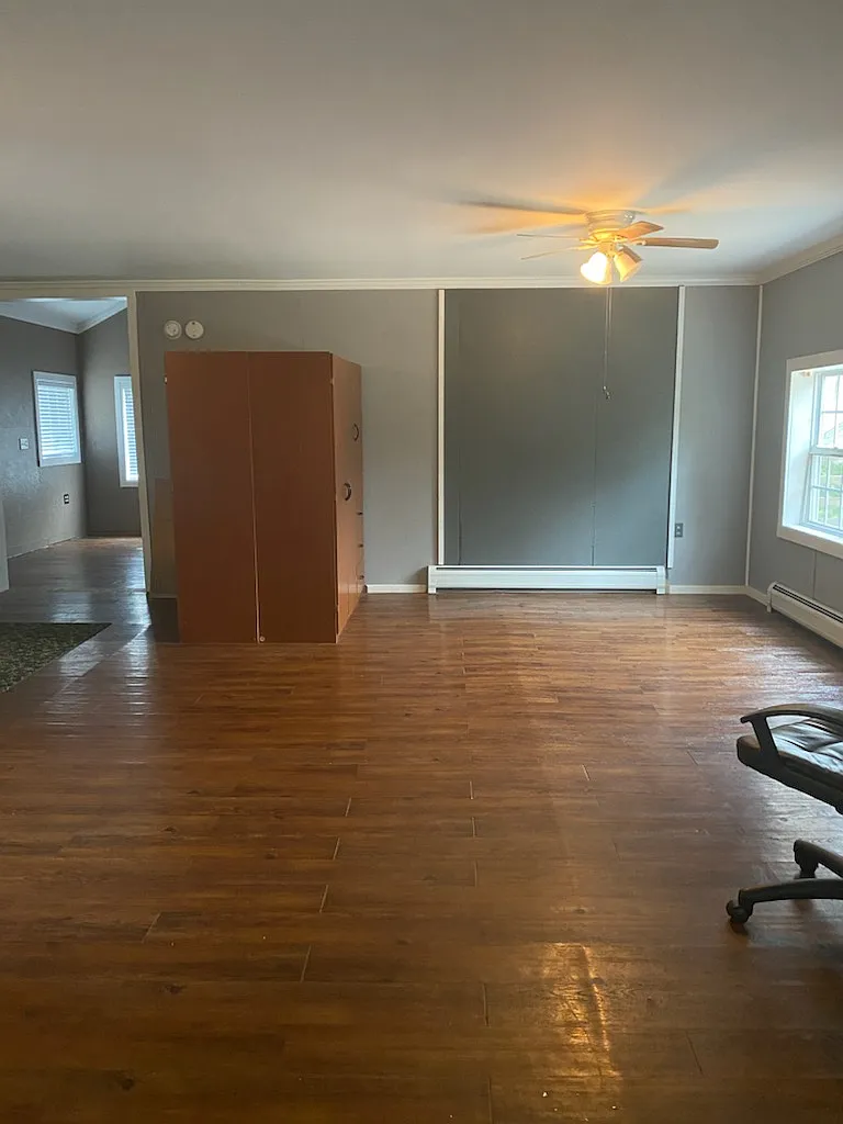 1 bed, 1089 sqft, $1,950 — Photo 4