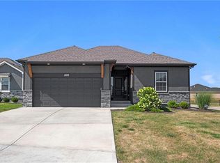 15171 W 173rd St, Olathe, KS 66062