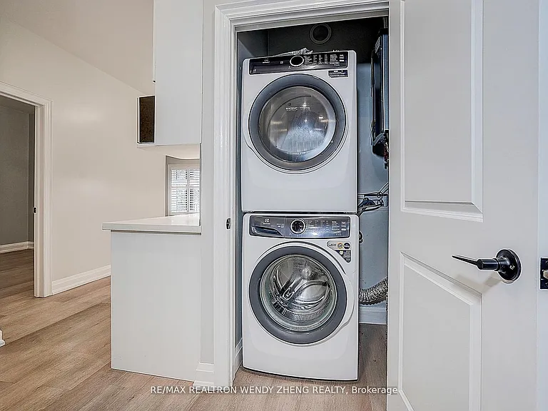 175 Grace St #1-3 — Photo 11