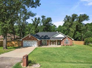 193 Glendale Ln, Kilgore, TX 75662