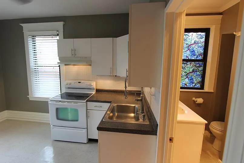 3721 California Ave — Photo 4