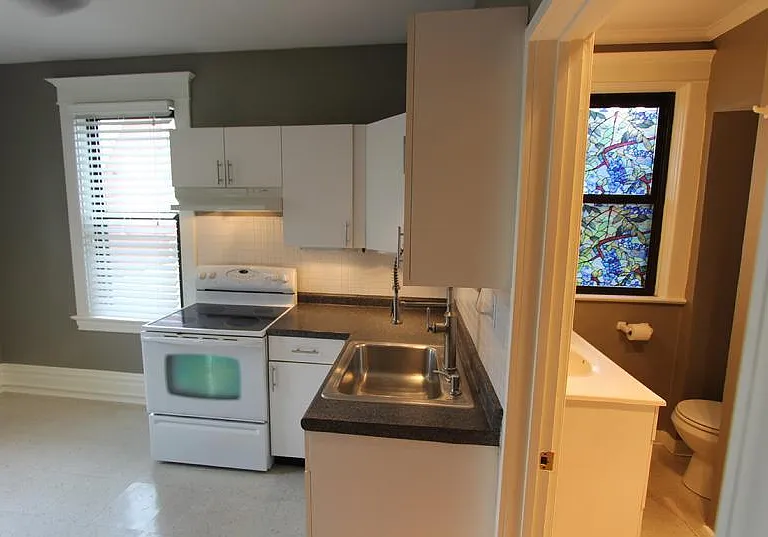 3721 California Ave #2 — Photo 4
