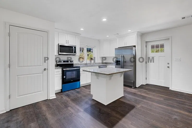 3 bed, 2.0 bath, $1,550 — Photo 3