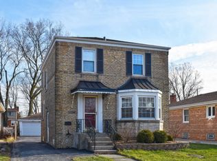8333 N Oleander Ave, Niles, IL 60714