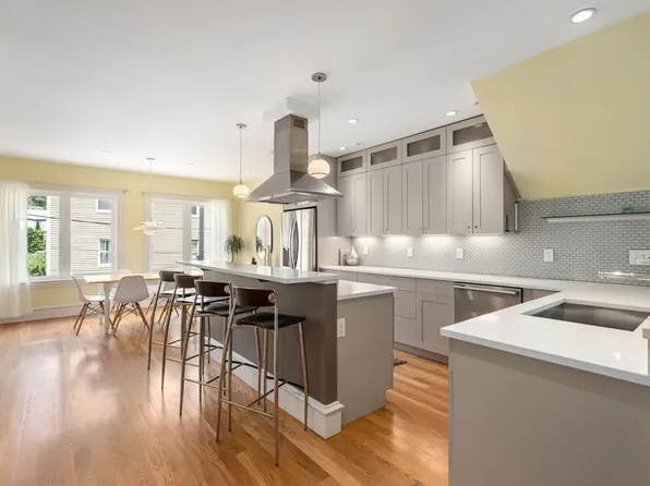 41-43 Chappie St #1, Charlestown, MA 02129