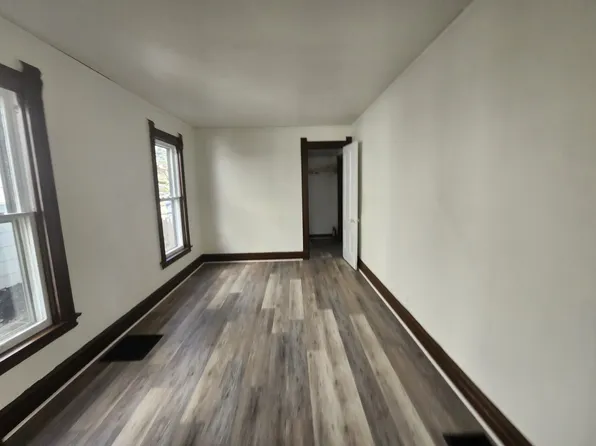 13 Athens St, Rochester, NY 14621