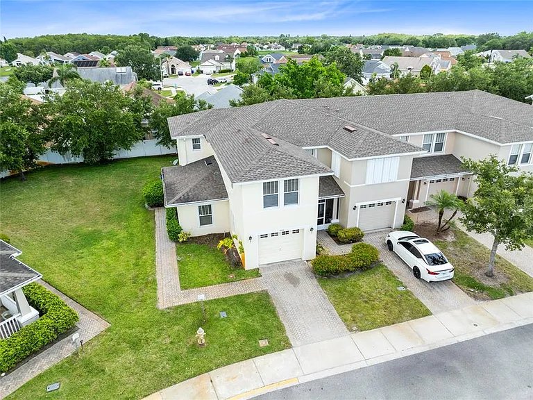2064 Cypress Bay Blvd — Photo 24