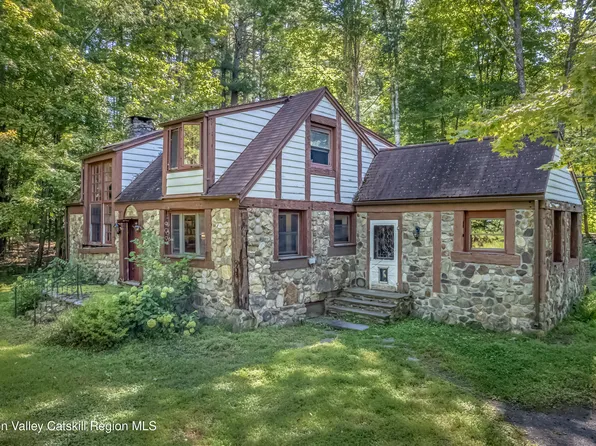 311 Wittenberg Road, Bearsville, NY 12409