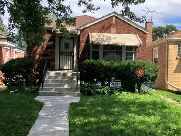 14203 S Eggleston Ave, Riverdale, IL 60827