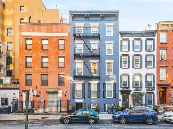 248 East 32nd Street image 1 of 14