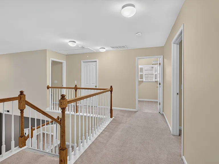 17222 Westmill Ln — Photo 23