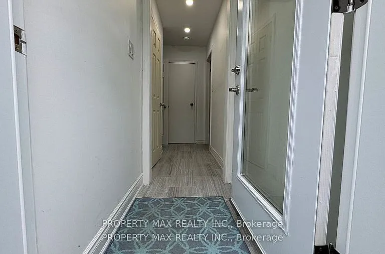30 Glenabbey Dr #BASEMENT — Photo 18