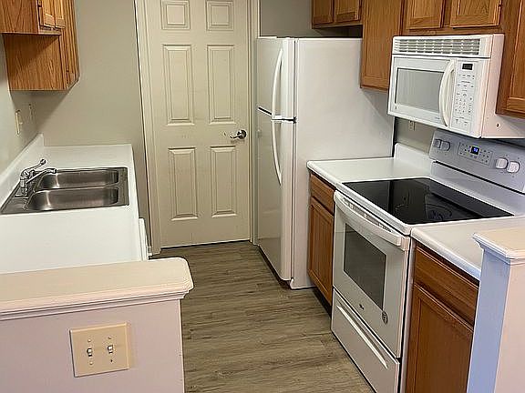 4th image of 10608 Christa Ct Unit 3