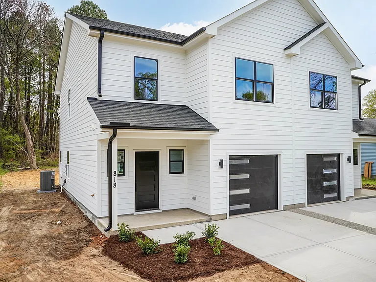 818 N Taylor St — Photo 36