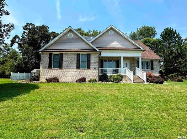 23 Kingsridge Dr, Mount Vernon, IL 62864