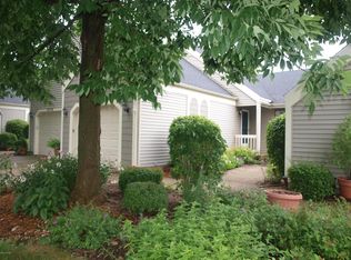 2574 Newberry Ln SE, Kentwood, MI 49508