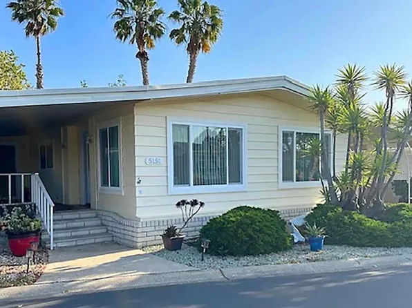 5151 Don Mata Dr, Carlsbad, CA 92010