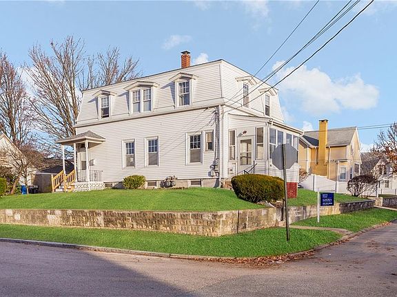 2nd image of 251 S Clarendon St