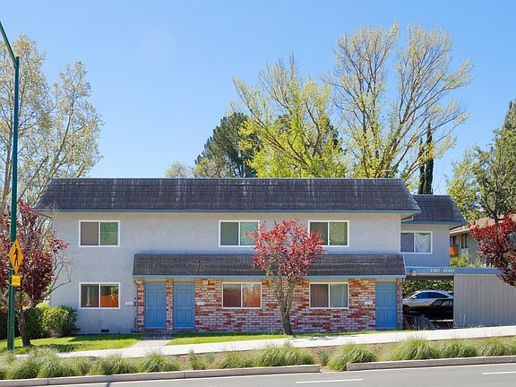 Unit B is the middle unit.