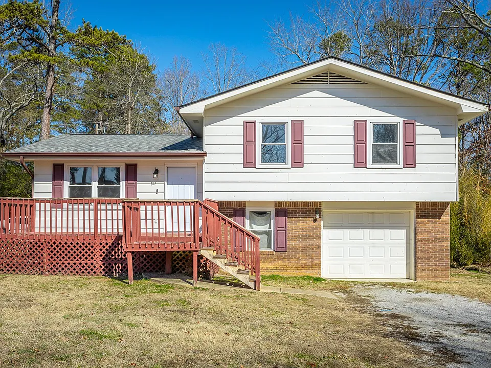 1613 N Chester Rd
