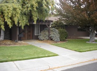 521 W Division Ave, Ephrata, WA 98823