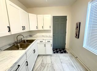 1402 21st Ave N, Minneapolis, MN 55411
