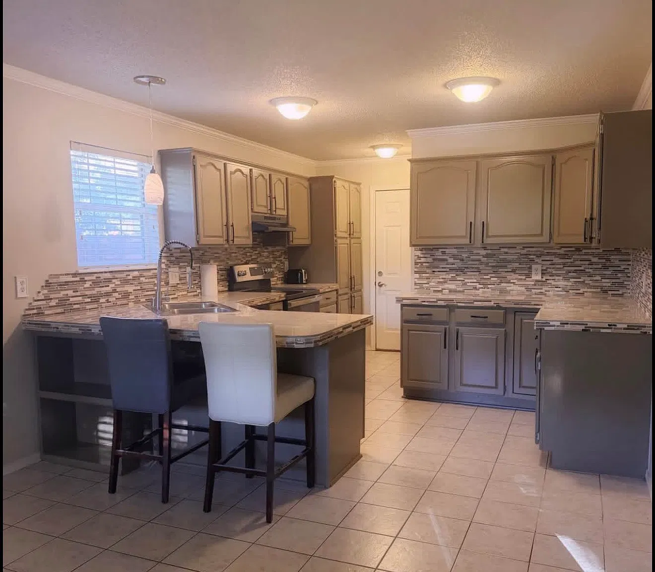 3 bed, 1463 sqft, $1,750 — Photo 3