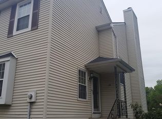 36 Lantern Ln, Sayreville, NJ