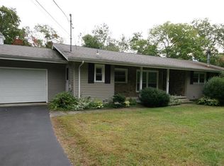 122 Old Post Rd, South Kingstown, RI 02879