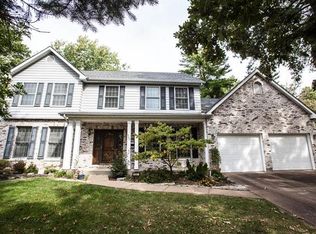 537 Lyman Pl, Saint Louis, MO