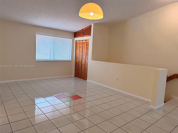 4th image of 8019 Lake Dr APT 202