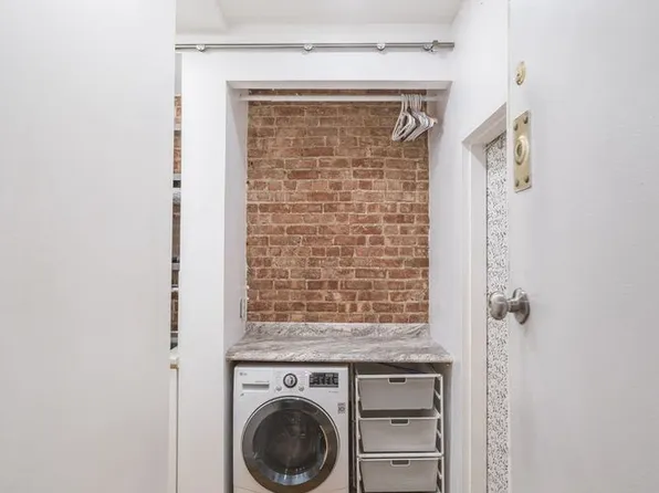 430 East 87th Street 2A image 7 of 8