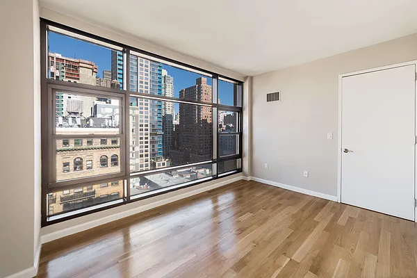 Rented by Tourma Realty LLC | media 25