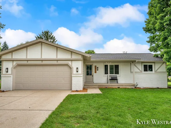 6287 Patagonia Dr SE, Grand Rapids, MI 49546