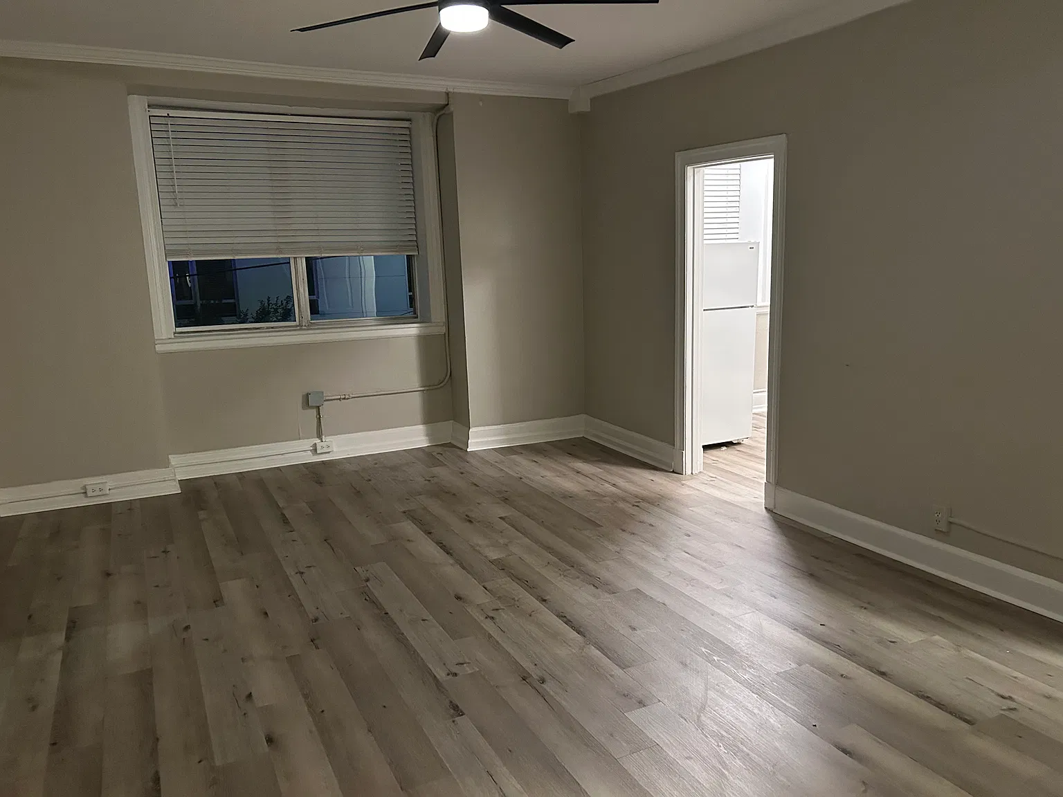 Studio, 450 sqft, $1,000 — Photo 2