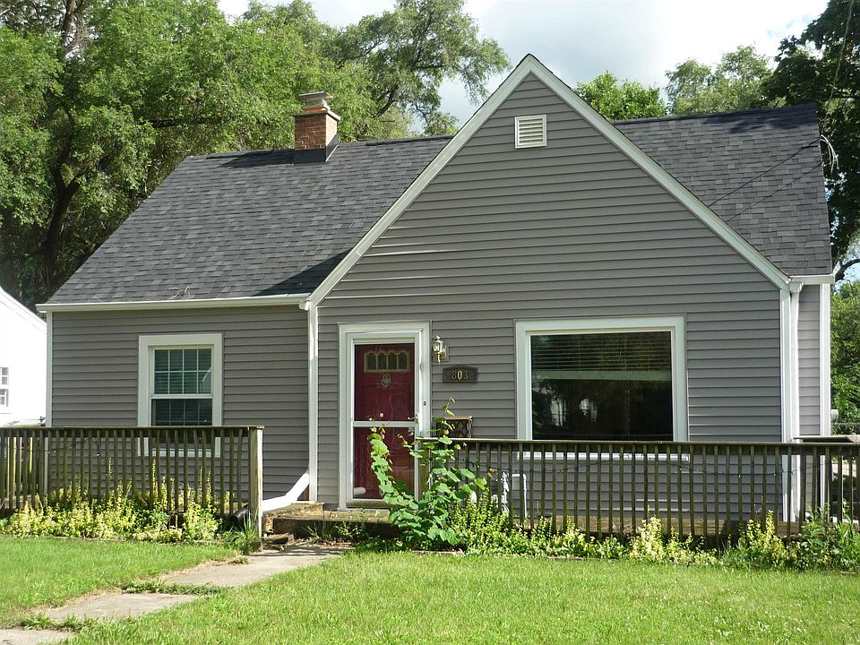 1st image of 803 E River Ln