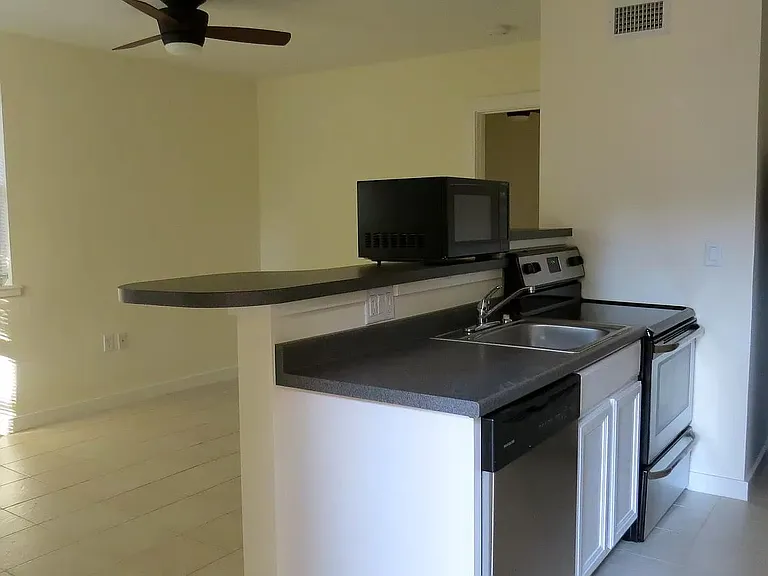 509 Highland Ave — Photo 7