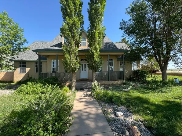 89 Homestead Rd, Moriarty, NM 87035