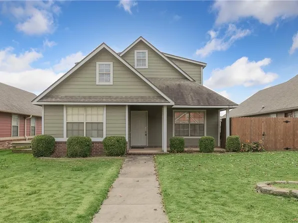 3805 SW Gibson Ave, Bentonville, AR 72712