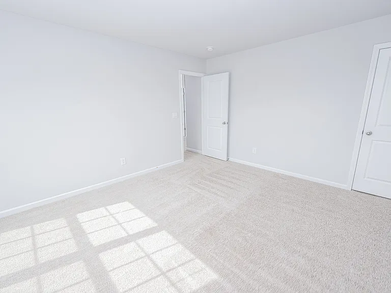 607 Ava St #1 — Photo 20