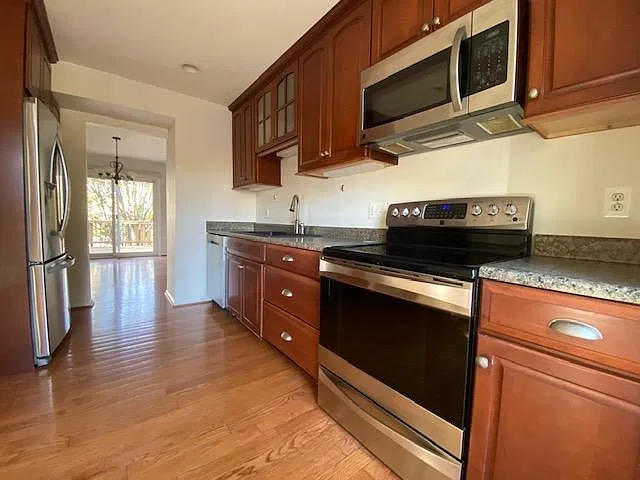 2802 Andiron Ln — Photo 3