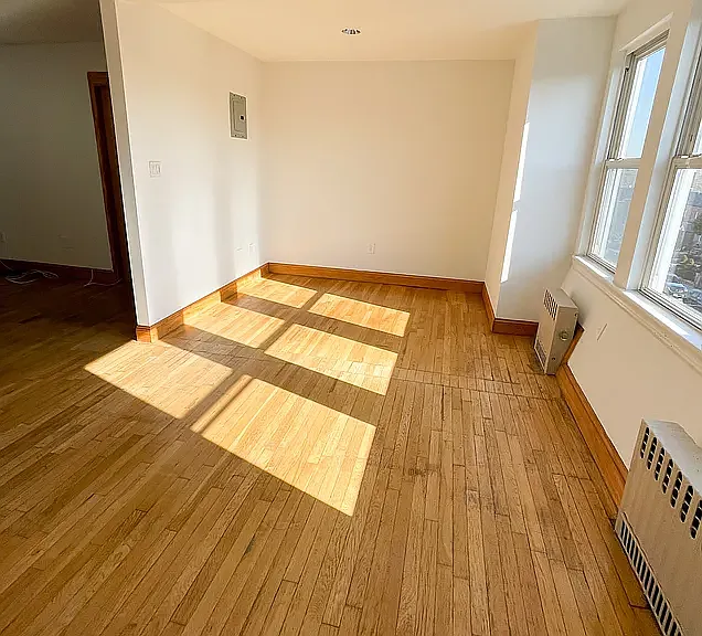20-36 33rd St #O2 — Photo 8